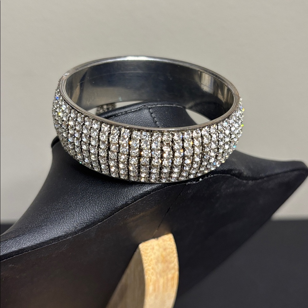 Stunning Statement Silver Tone Rhinestone Bracele… - image 3